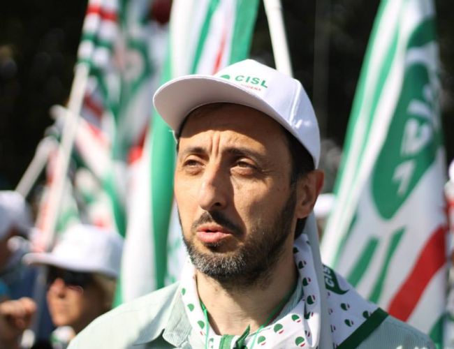 Tessile, Cisl su Dondi-Zegna: «Giudizio positivo, altre aziende del territorio seguano questa strada»