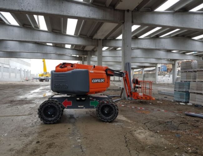 Femca sugli infortuni in due ceramiche: «Prevenzione e sicurezza siano prioritarie nella cultura del lavoro»