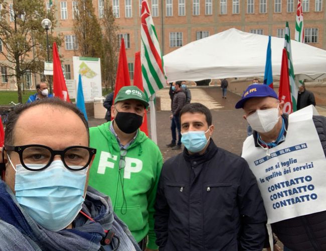 Coronavirus: “I 7.000 lavoratori della sanità chiedono sicurezza, assunzioni e contratti le priorità per il personale sanitario”