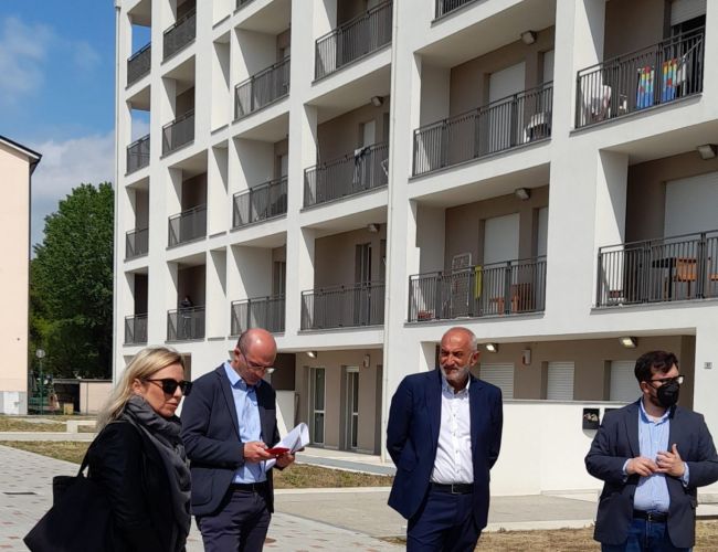 La Sicet Cisl questa mattina per l’inaugurazione di due nuove palazzine con 40 alloggi erp in via Compagnoni