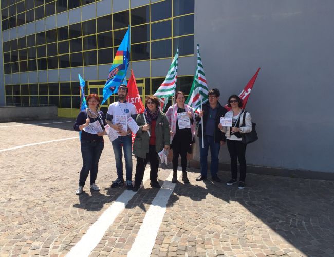 Sanità: oggi volantinaggio davanti ospedali in vista sciopero regionale 24 maggio