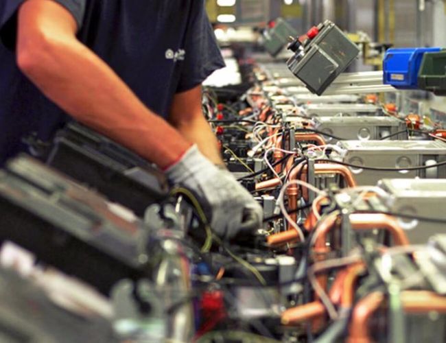 Più lavoro e meno cig: Cisl, «Vero, ma donne ancora penalizzate e preoccupano costi energia»