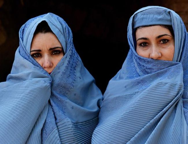 Reggio, in piazza a fianco delle donne afghane: venerdì 20 Agosto alle ore 21 in piazza Martiri del 7 luglio