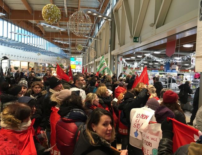 Commercio: alta adesione a sciopero di oggi distribuzione cooperativa e gdo