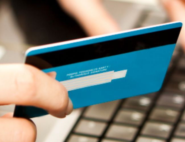 Ex bancario truffato per 6 mila euro, la banca gli dice: «Colpa sua, niente rimborso»