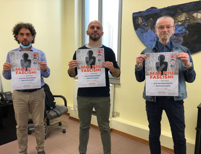 Mai più fascismi, da Reggio in 1000 a Roma