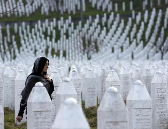 Srebrenica 25 anni dopo. Rileggere i Balcani, una lunga storia europea