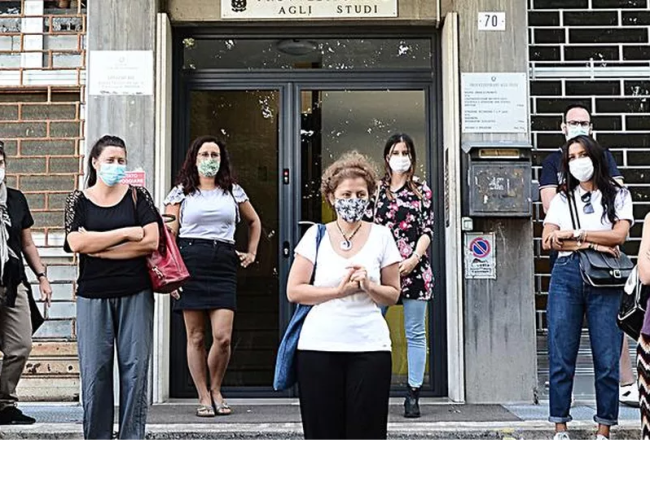 Scuola: basta con l’approssimazione, i docenti precari meritano rispetto
