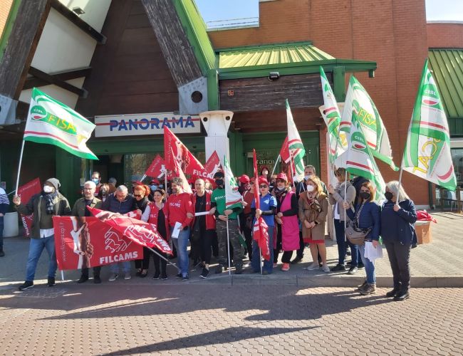 Pam Panorama Sassuolo: lavoratori decidono stop lavoro festivo e domenicale