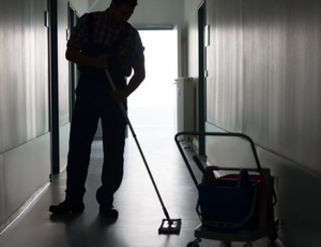 Oggi sciopero lavoratori Mr. Job (appalto pulizie stazioni Ferrovie dello Stato)