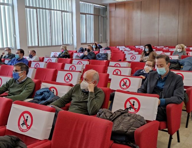 Cisl, come cambia il lavoro in banca: «Meno filiali e più smart working»