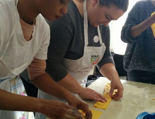 Le donne di Sebrenica, quelle di Sarajevo e le rezdore reggiane: nel segno della #convivenza c’è un nuovo modo di creare relazioni. Cronaca di un viaggio diverso