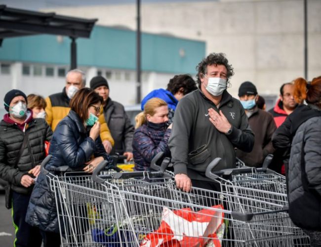 Coronavirus: protezione salute e ammortizzatori sociali per i lavoratori di supermercati e negozi