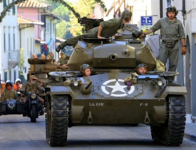25 aprile a Mirandola: Cgil e Cisl contro sfilata figuranti esercito tedesco e Repubblica Salò